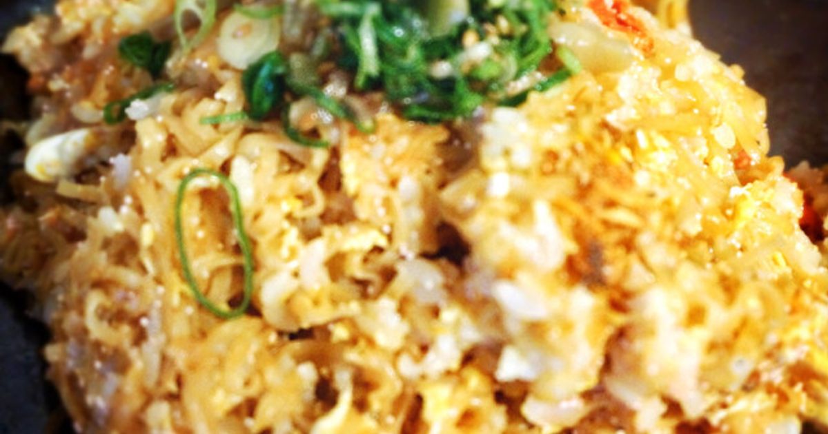 チキンラーメンで！簡単ウマウマそばめし♪