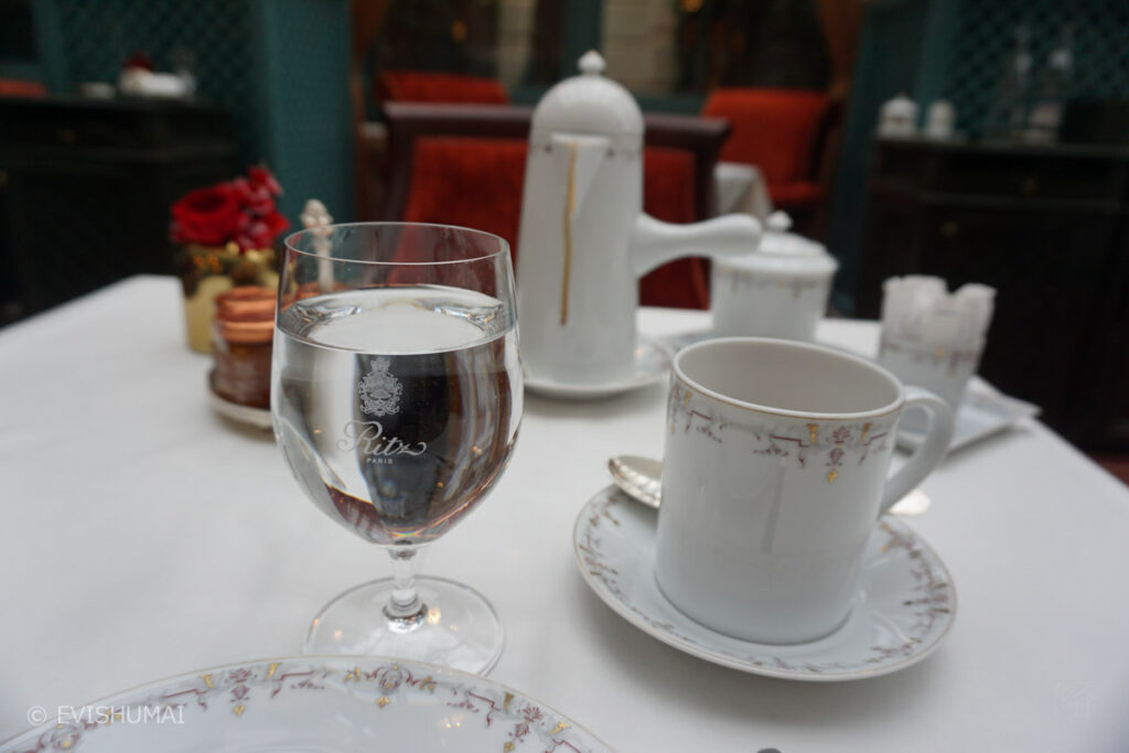 リッツパリ Ritz で体験するパリ最高の朝食 宿泊なしOK- EVISHUMAIのスイーツと旅