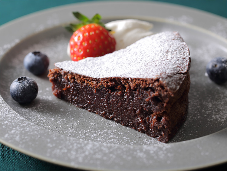 超簡単＊しっとり濃厚＊生チョコケーキ