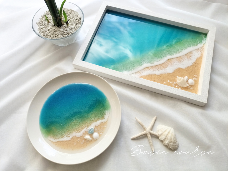 レジンとは?作り方・使い方・注意点など<空枠を使って簡単ハンドメイド>アクセサリー・ハンドメイドパーツの通販なら吉田商事