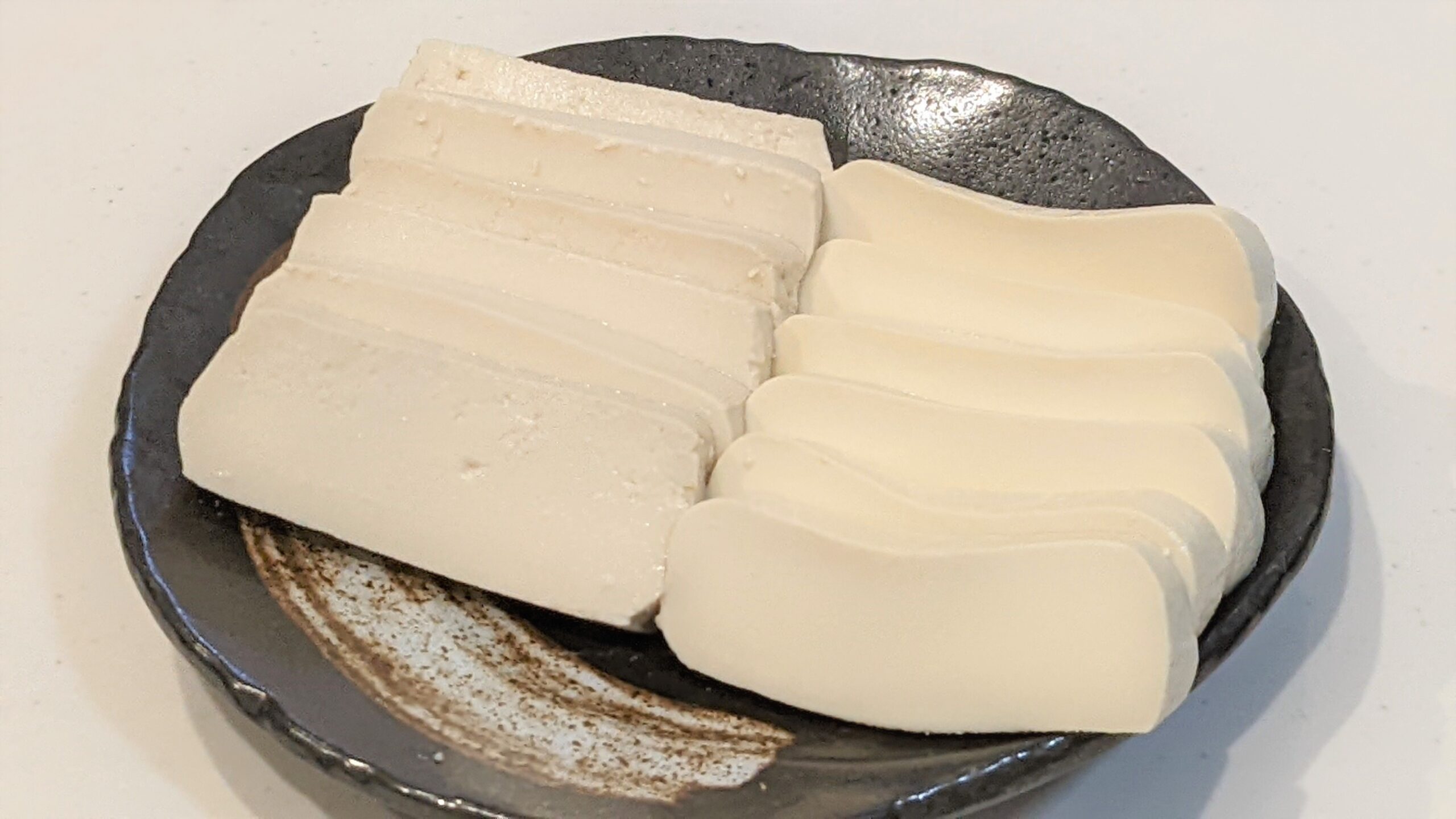 豆腐のチーズ焼き」食材２つ！卵焼き器で簡単‼コンソメ風味・青のり風味・大葉巻きを紹介！豆腐レシピ・豆腐とチーズ簡単レシピ - YouTube