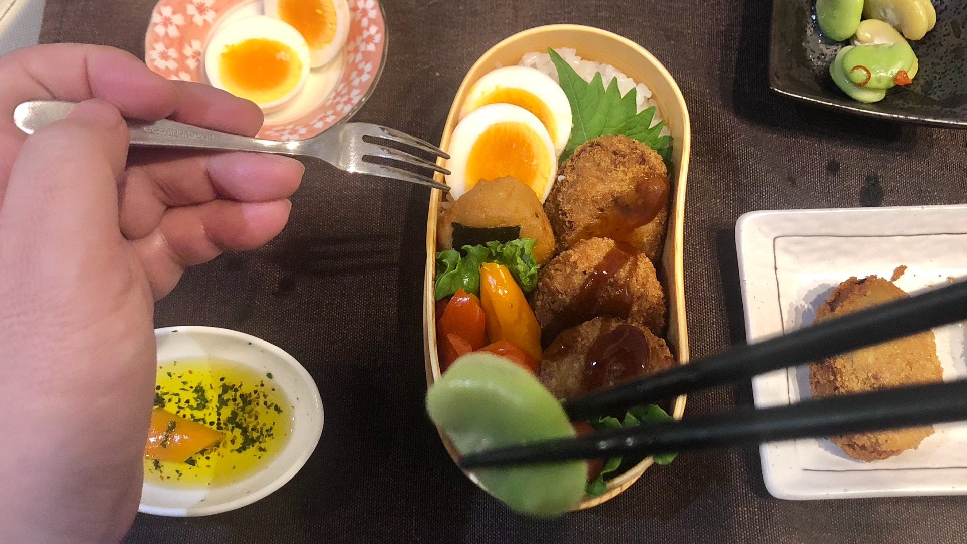 コロッケのお弁当、肉団子のお弁当他 : cafeごはん。ときどきおやつ