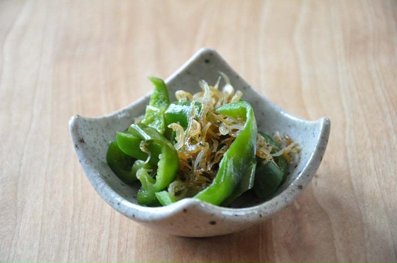 ピーマンの麺つゆ浸し：簡単で美味しい副菜レシピ