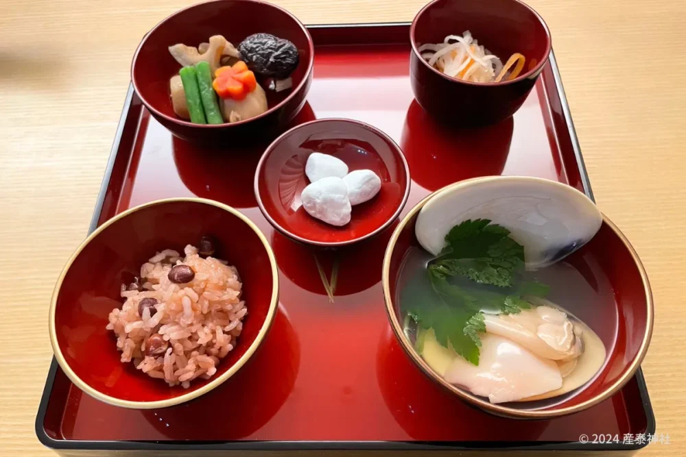 お食い初めのお祝いは中納言で！おすすめ商品や豆知識をご紹介活 伊勢海老料理 中納言