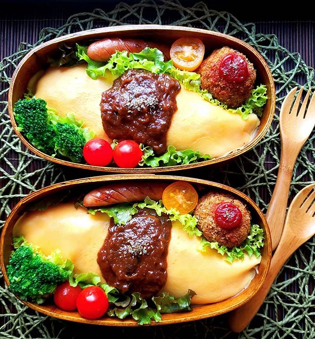 彼氏にオムライス&唐揚げ弁当作ったよ💞