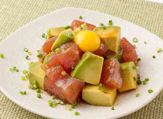 基本からアレンジまで！思わずつくりたくなる「まぐろ アボカド ユッケ 丼」のレシピ集クックパッド