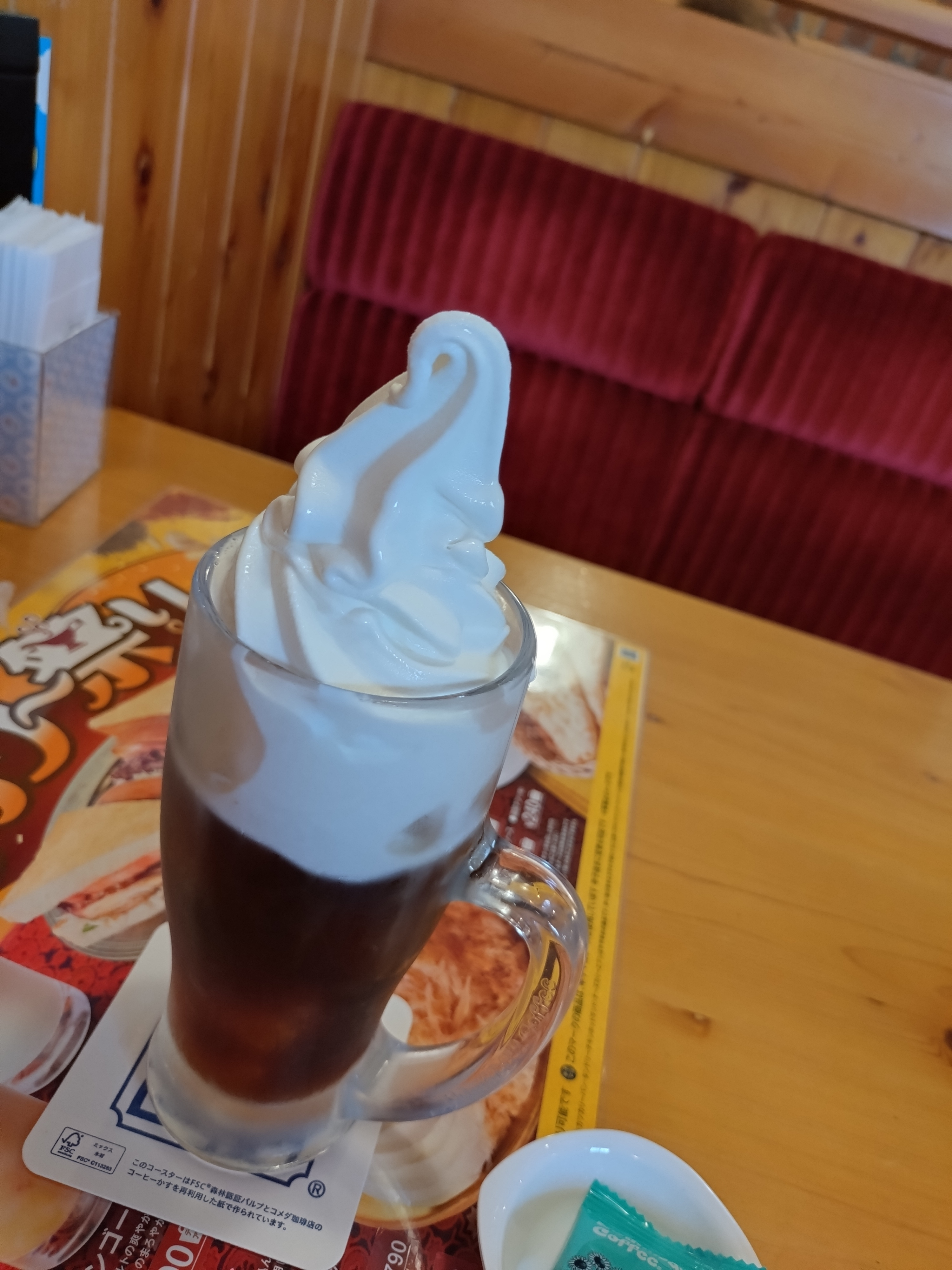 コメダのソフトクリームを食べてみた感想 大ボリュームなので気をつけて！コメダ珈琲だいすきクラブ