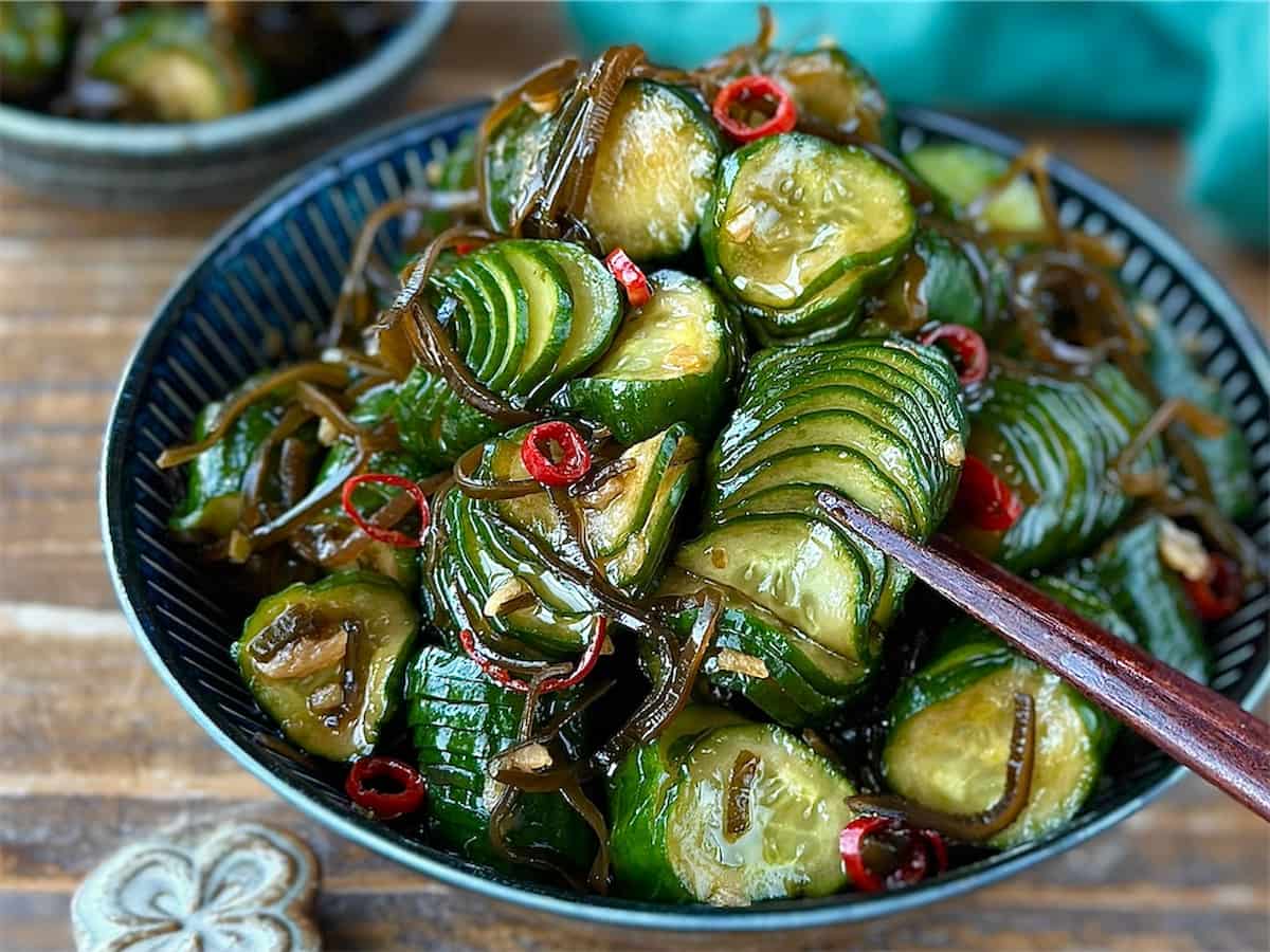 食べだしたら止まらない！塩昆布きゅうりtoiro note 〜トイロノート〜 家族が笑顔になる、いつものごはんを彩るレシピサイト