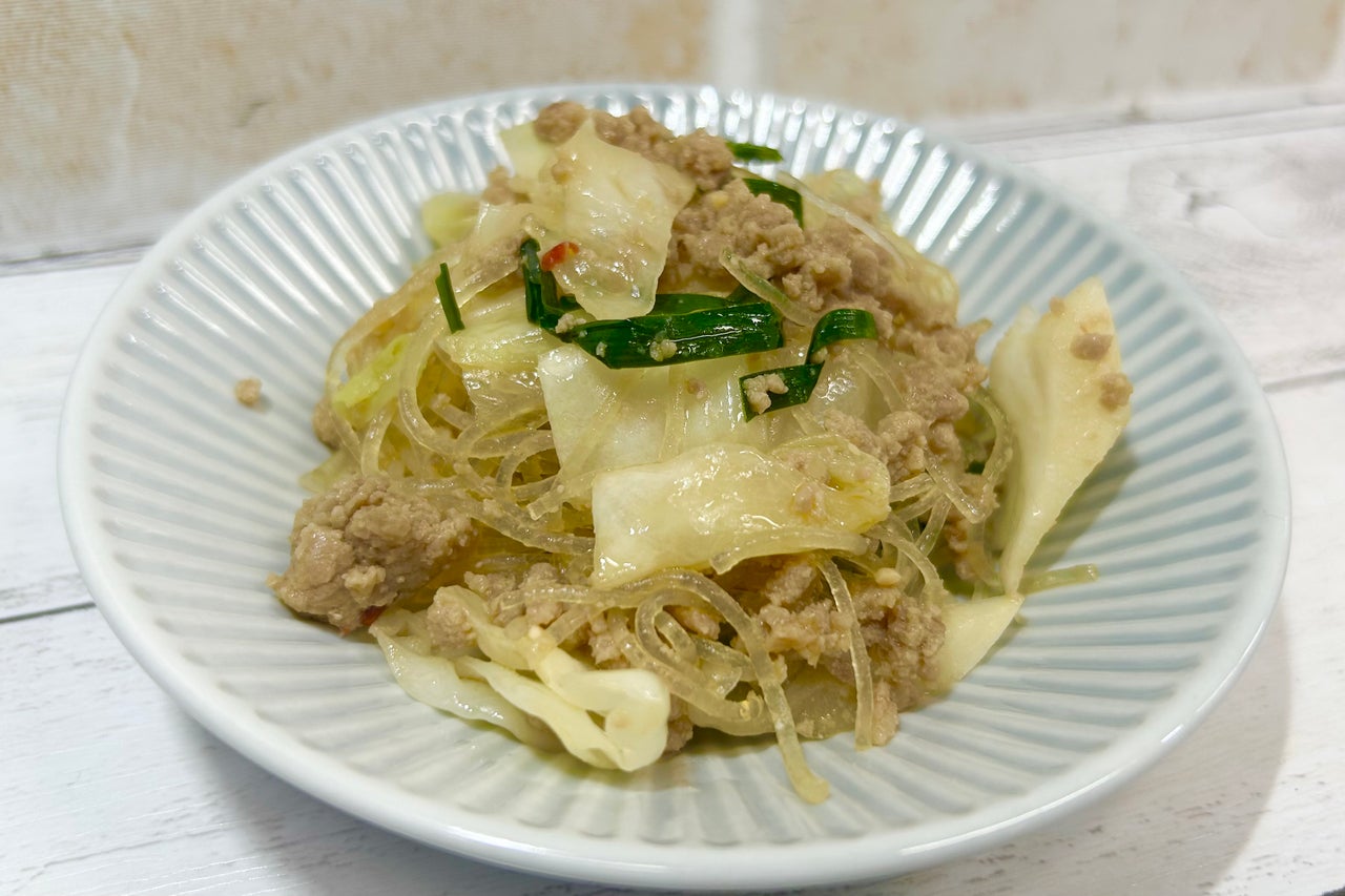 美味しい！豚ひき肉とツナ缶で絶品チャプチェ😋✨