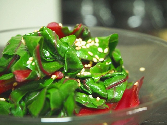 スイスチャードを食べるなら茎を別にしてみては？野菜とアロマのある暮らし