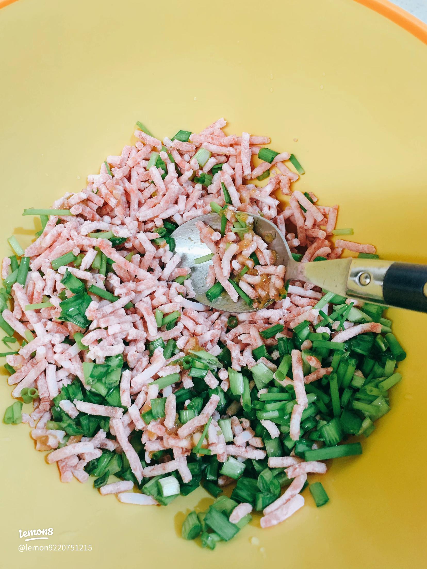 羽なしでもパリパリ！ライスペーパー餃子 - macaroni