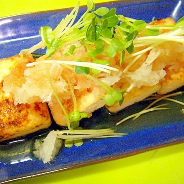 カリッと美味しい！ポン酢で頂く豆腐ステーキクラシル