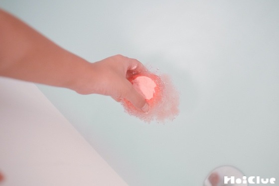 手作りバスボムの作り方を紹介！重曹とクエン酸で簡単に作れる！はれ暮らしジョンソンホームズ