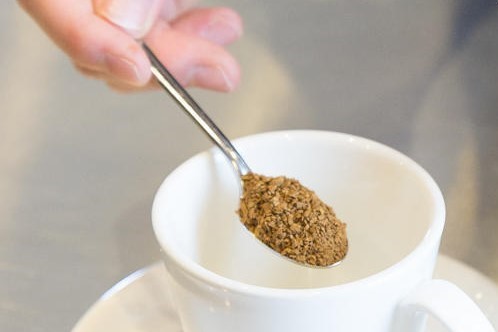 来客にも！ 大量のコーヒーが必要なら「自家製濃縮コーヒー」を使うと美味しくて簡単ライフハッカー・ジャパン