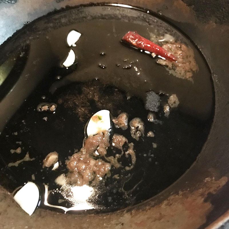 アヒージョの余ったオイルでパスタを作ると無駄がなく最後まで美味しく食べられます。 うまみちゃん- エキスパート - Yahoo!ニュース