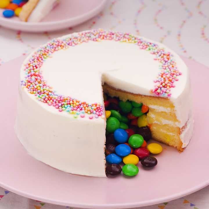 市販のスポンジケーキでプロ顔負けのクリスマスケーキが作れる！失敗しないデコレーションの仕方とは