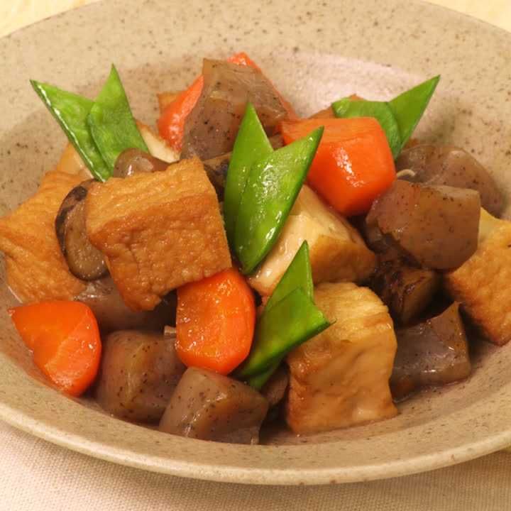 yuria sato 佐藤優里亜本当は毎日鍋がいい！笑 ・ ✔︎塩麹生姜焼き ✔︎サラダ ✔︎きんぴらごぼうこんにゃくすりごま和え✔︎具沢山味噌汁 ✔︎キムチ味噌挟み厚揚げ ✔︎白米 ・ゆりあごはん今日のごはん今日の晩御飯生姜焼き塩麹腸活Instagram