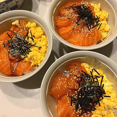 ゆず風味が旨い！「ヒラメの漬けイクラ丼」