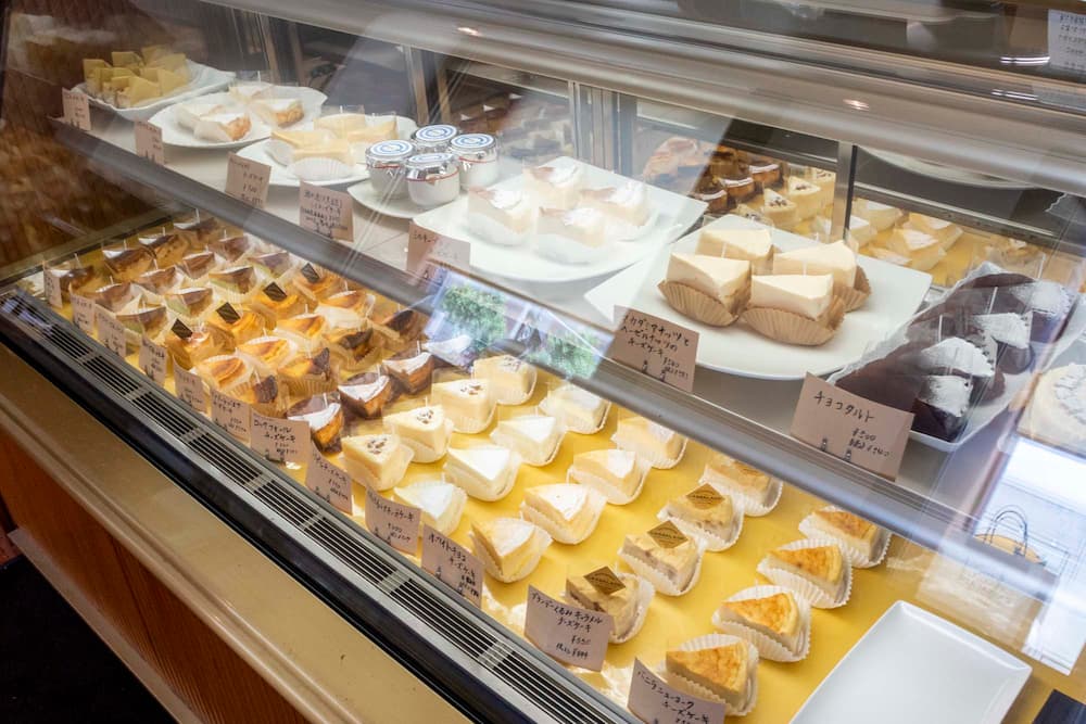 熱海ブランド 住吉屋 とろけるチーズケーキ 5個入 :伊湘箱通販JRE MALLショッピングJRE POINTもおトクに貯まる・使える