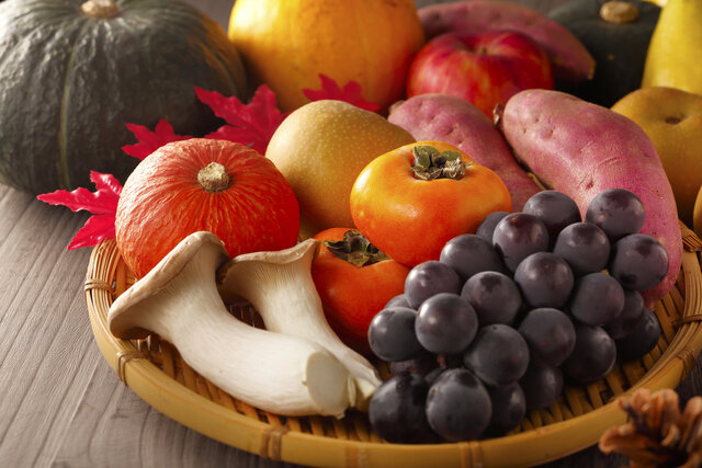 食オタが選ぶ『秋の果物』アンケート結果発表2024！秋イメージナンバーワン果物と好きな秋フルーツは違う？！食オタ食の資格者のためのコミュニティ