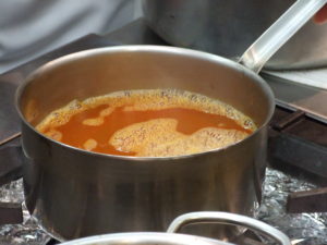 国産牛のハンバーグ ソースペリグ