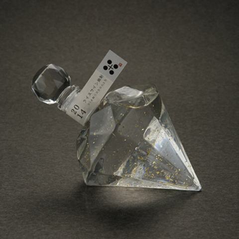 2025年 飾るだけでおしゃれなお酒瓶12選。ディスプレイにも使えるかっこいい一本とはセレクト