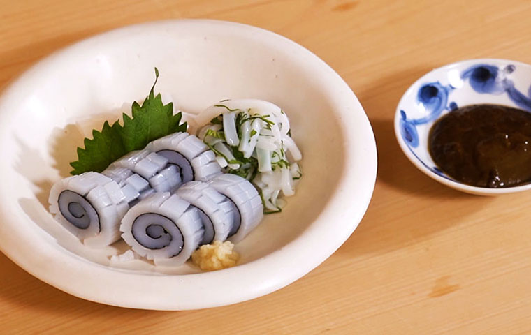 刺身以外ももちろん美味しい！ どんな料理にも万能な食材「アオリイカ」海上のち料理、ときどきキャンプ!?WEBマガジン HEAT