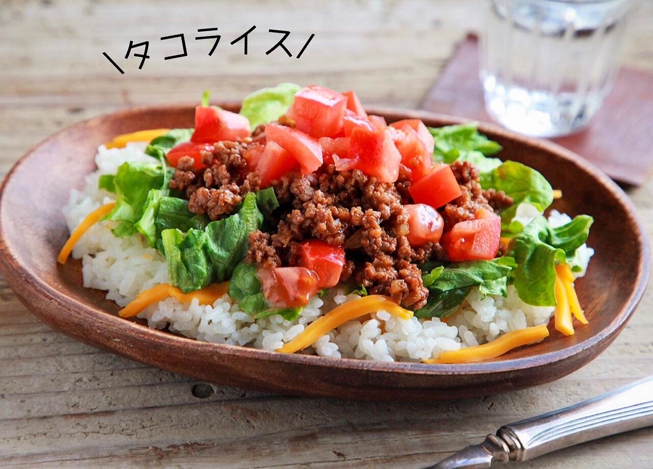 適当に盛り付けたい人は見ないで タコライスのお洒落な盛り付け方解説！温玉タコライス筋肉モモンガのサウナ飯