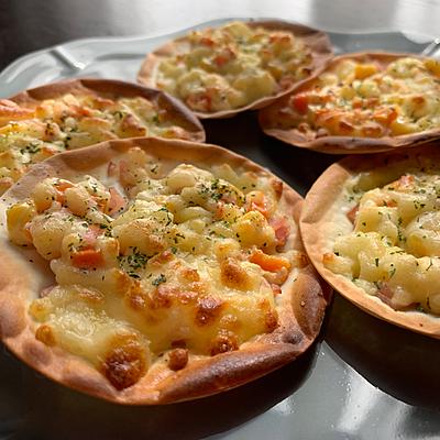 ツナマヨコーンのかりかりミニピザ レシピ・作り方 by みさちゃん - 楽天レシピ