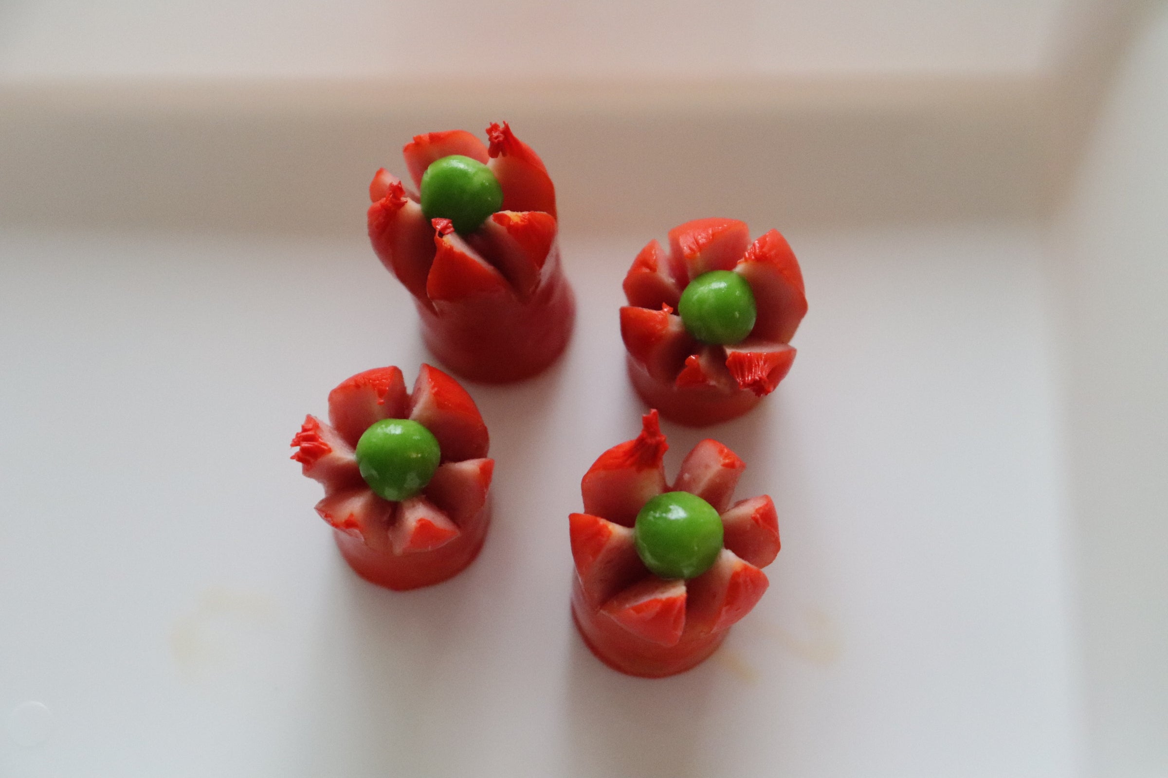 ウインナーが大変身！お弁当にぴったりな切り方・飾り方レシピほほえみごはん-冷凍で食を豊かに-ニチレイフーズ