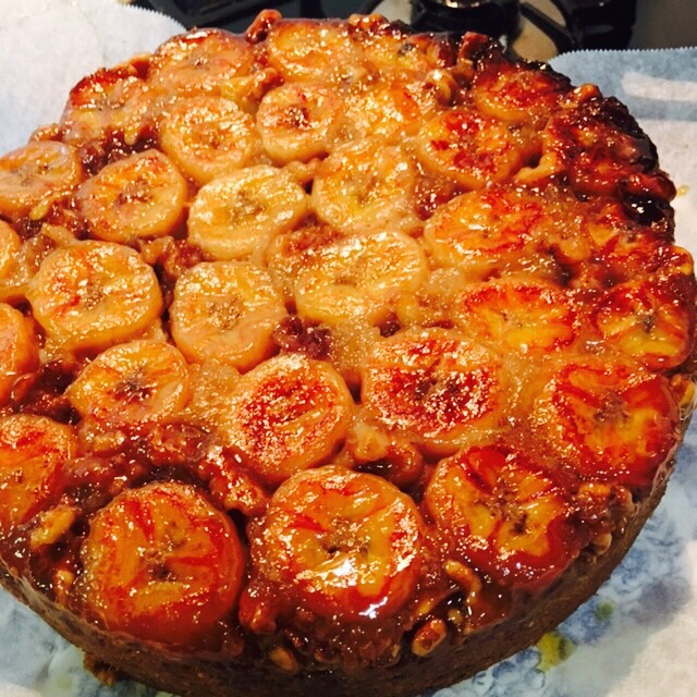 とろけるバナナ！究極のアップサイドダウンケーキの作り方 caramel banana Upside down cakeほろ苦キャラメルがたまらないバナナのアップサイドダウンケーキを作ってみました