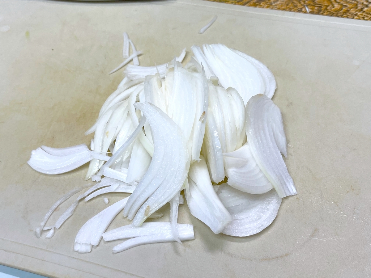 ピザ用チーズと牛乳でこってり濃厚「うちのチーズパスタ」元イタリアン料理人のレシピ - メシ通ホットペッパーグルメ