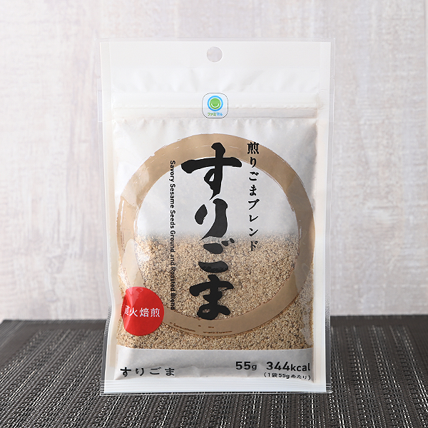 黒ゴマといりごまのアップ 10179004620 の写真・イラスト素材アマナイメージズ