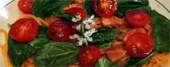 ワインと一緒に♪豆とタコのバジル和えおすすめアレンジレシピお豆を中心としたつくだ煮・お惣菜とおせちおいしいかんどうずっといつまでもカネハツ食品株式会社