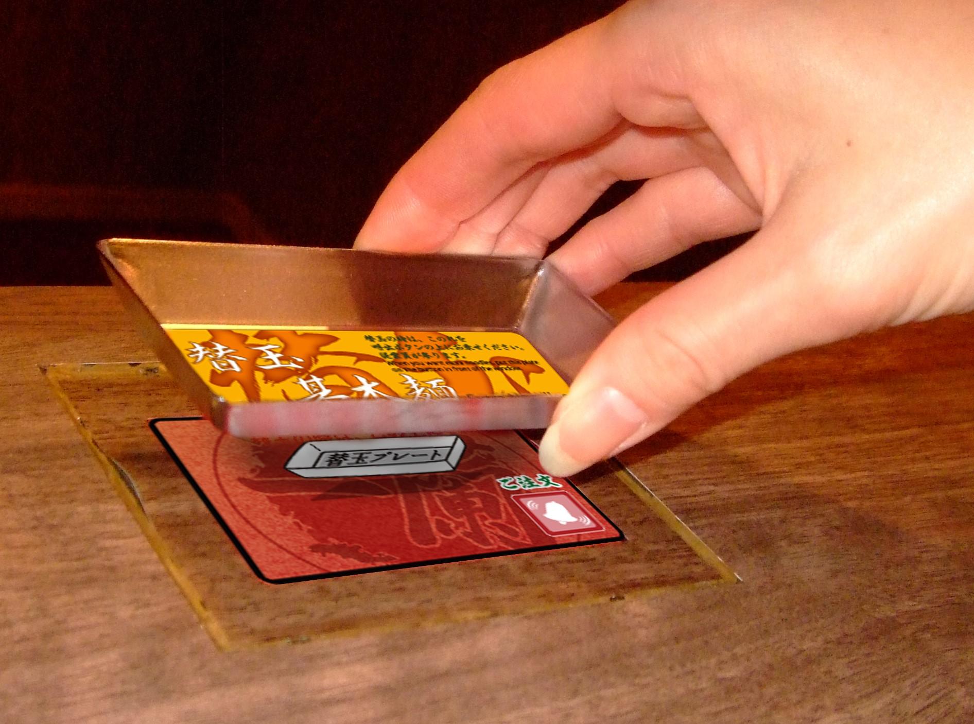 どうして酒を飲んだ後は『一蘭』を食べたくなるのだろう？ 〆のラーメン欲望に抗えない夜 ！イケブロ