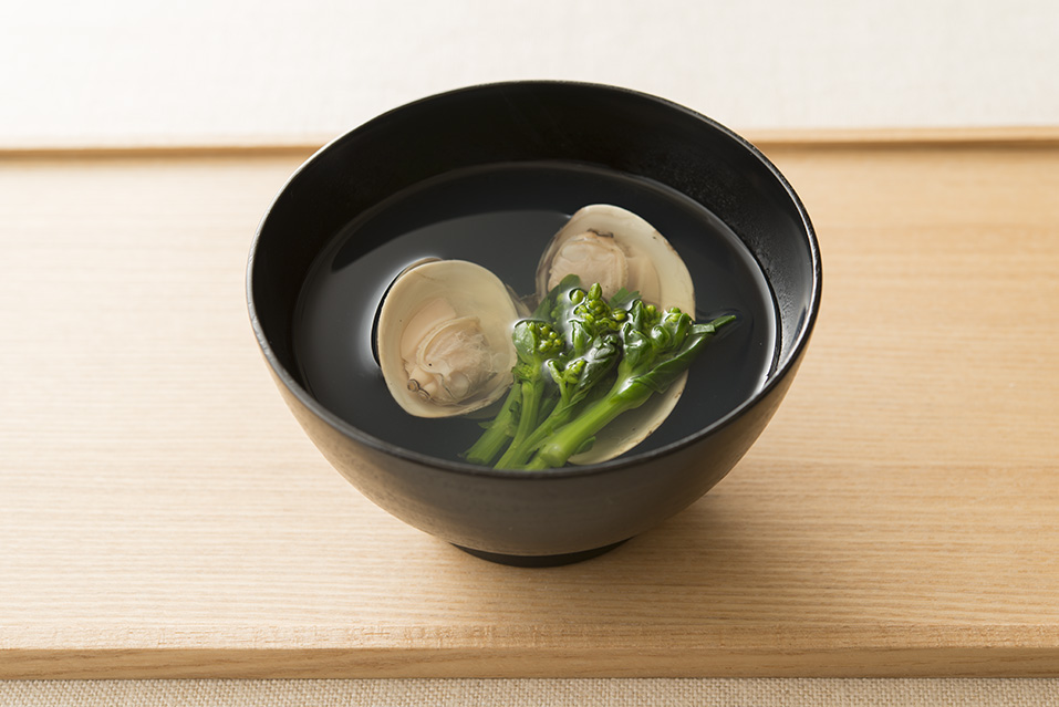 はまぐりと菜の花のお吸い物