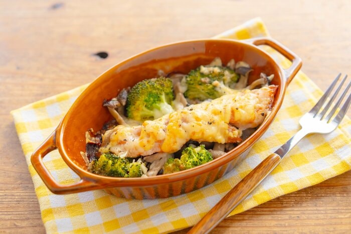 鮭とブロッコリーのチーズ焼き