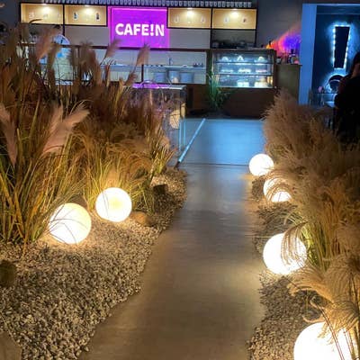 CAFE iN - 予約はこちらHAMONI