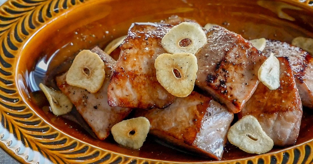 マグロ 頭肉 ステーキ 1kg スライス 鮪 まぐろ 食品 冷凍便 送料無料