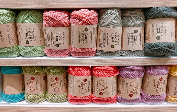 セリア キラキラ毛糸TikTok