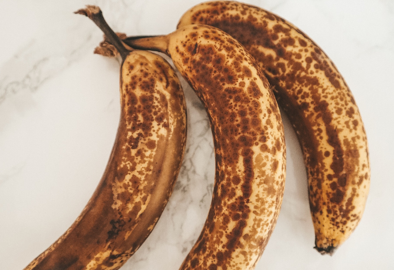 バナナがこんなに長持ち♪皮が黒くならずに保存する方法とは？暮らしニスタ