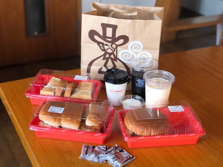 コメダ珈琲の海老カツサンド✨この大きさはお得🉐ラスカルちゃんが投稿したフォトブックLemon8