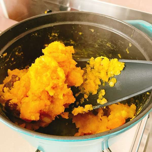 秋の個性豊かな3種の濃厚スイーツ！北海道・柳月「いも栗かぼちゃのスイーツセット」