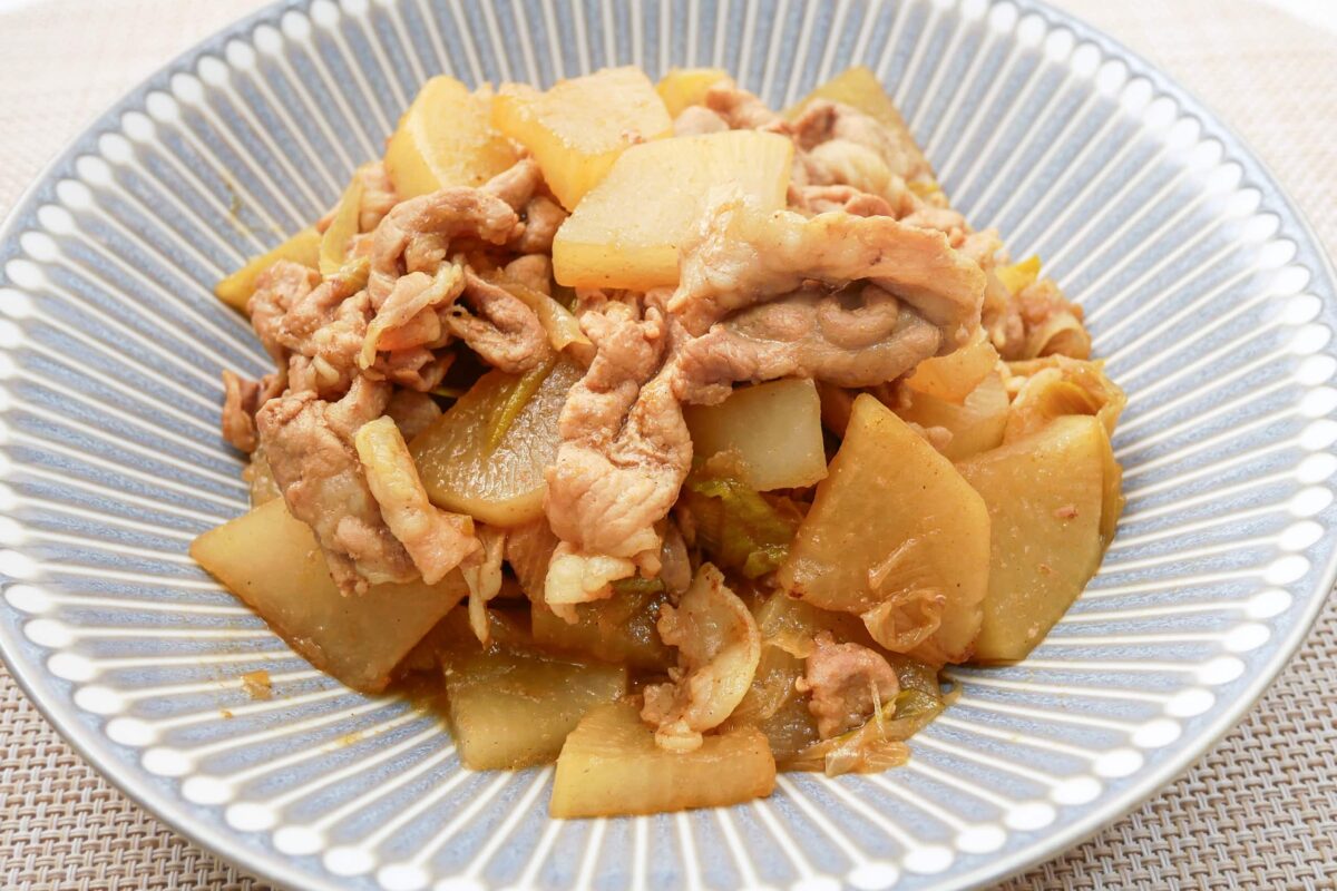 ナイフ、お皿、フォークのお食事アイコンアイコン素材ダウンロードサイト「icooon-mono」商用利用可能なアイコン素材が無料フリー ダウンロードできるサイト