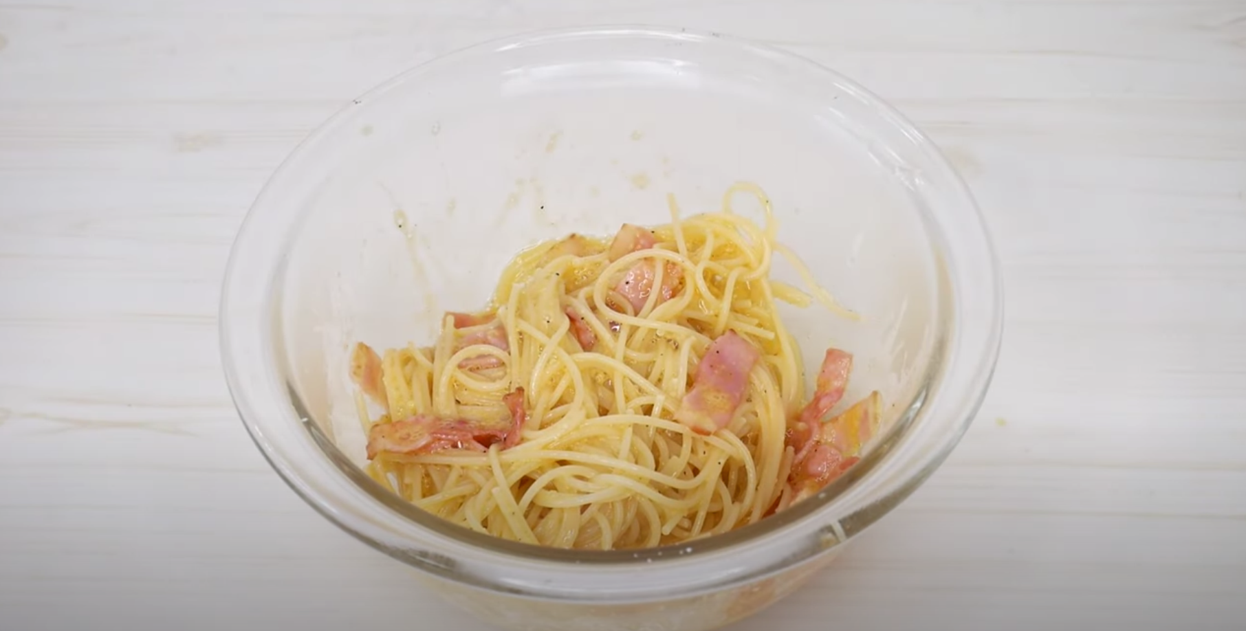 パスタ消費！卵だけ！濃厚カルボナーラの作り方！料理研究家ゆかりオフィシャルブログ「Yukari's Kitchenおうちで簡単レシピ」Powered by Ameba