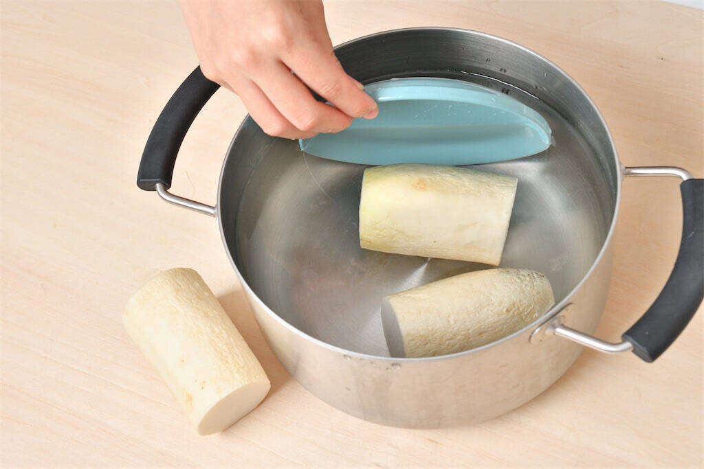 しなびかけの大根で作る!簡単４品＆オマケ 介護士厨房員が教える 大根の副菜•作り置き - YouTube