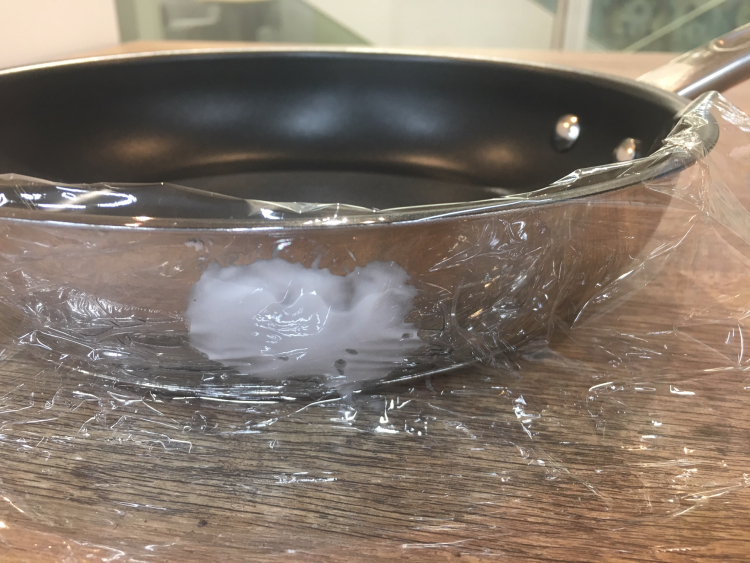 お酢でコゲ落とし