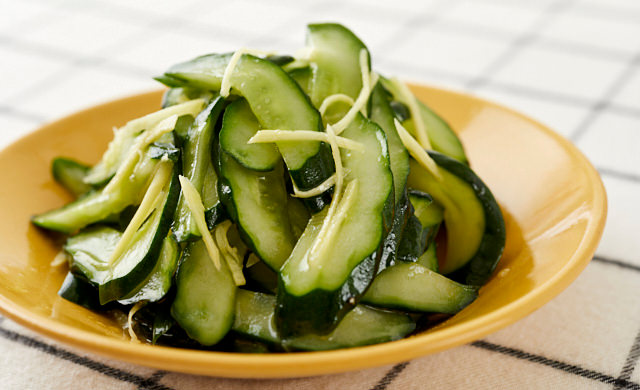 お弁当おかず★簡単！ゴマ梅きゅうり