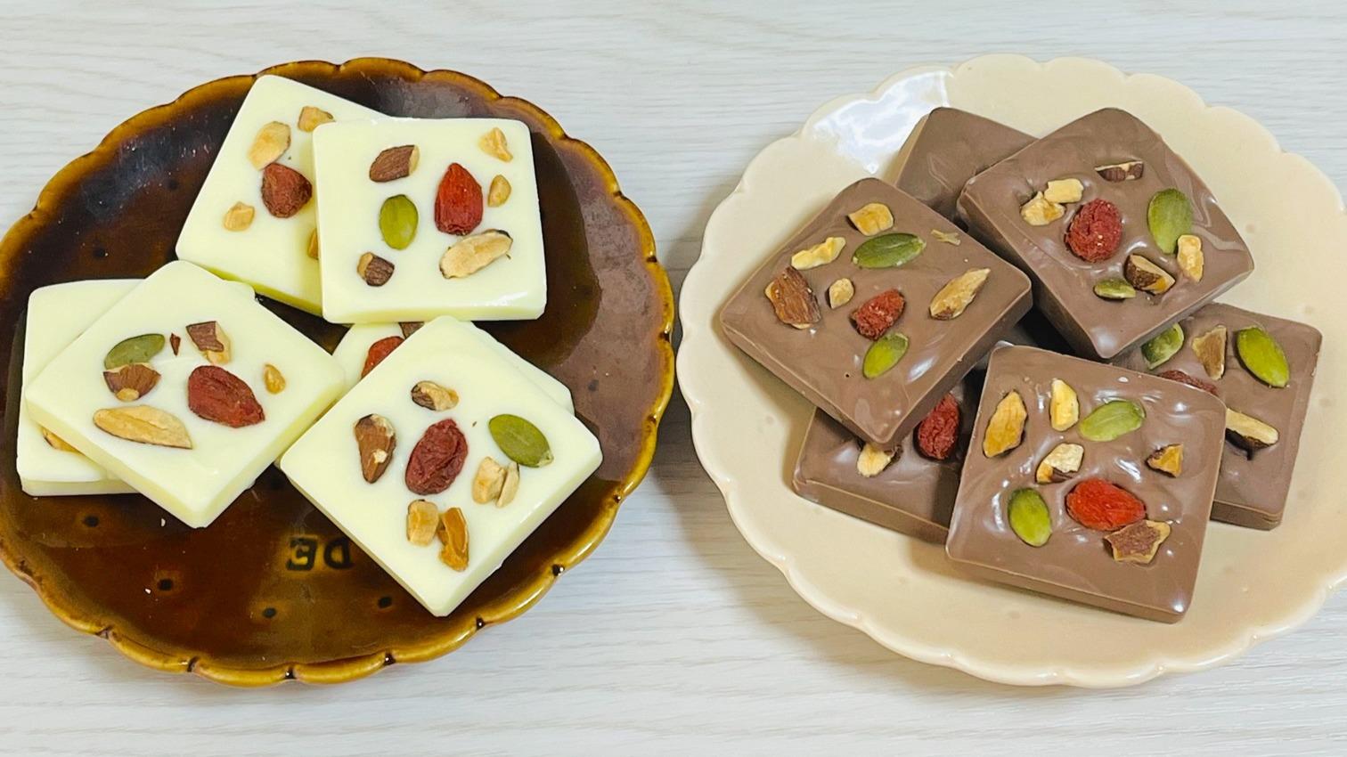 セリア バレンタイングッズ100均材料で手作りチョコを♪おすすめはアイシングペンやインスタ映えラッピング♪転写シート,ラッピング,箱,型.袋etc ちょっと変わったものも！雪見日和