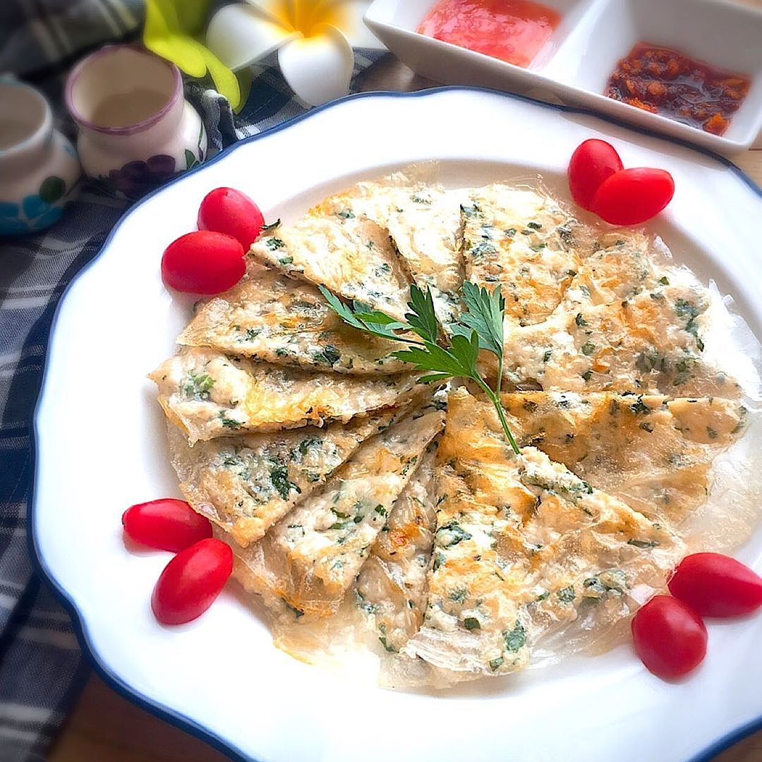 大人気梅しそレシピ♪『ササミの梅しそスティック春巻き』